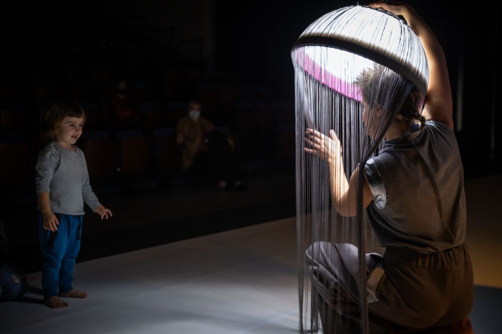 Univers - Engruna Teatre Univers - Engruna Teatre