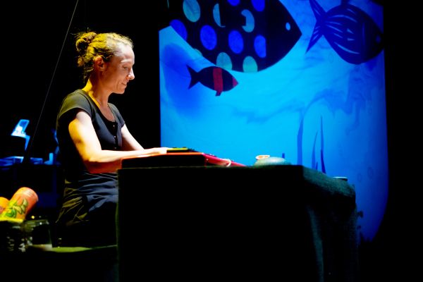 Sona la llum! Sona la llum!