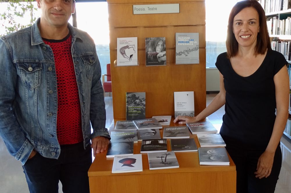 La Mostra fa un donatiu de llibres de teatre infantil i juvenil d’ASSITEJ Espanya a la Biblioteca La Mostra fa un donatiu de llibres de teatre infantil i juvenil d’ASSITEJ Espanya a la Biblioteca