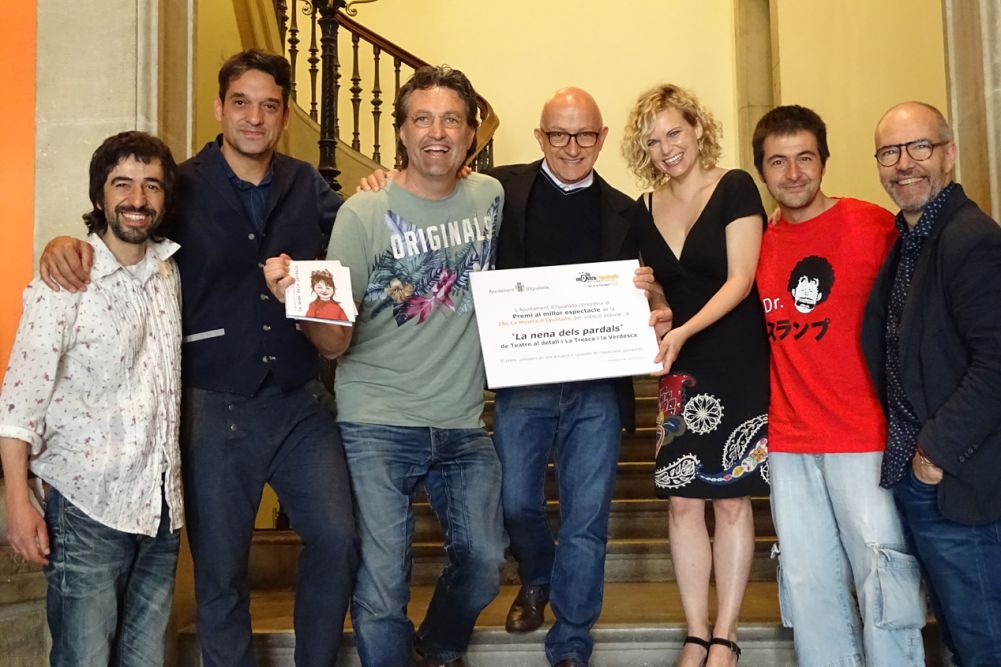 ‘La nena dels pardals’ de Teatre al detall i La Tresca i la Verdesca guanya el premi del públic al millor espectacle ‘La nena dels pardals’ de Teatre al detall i La Tresca i la Verdesca guanya el premi del públic al millor espectacle