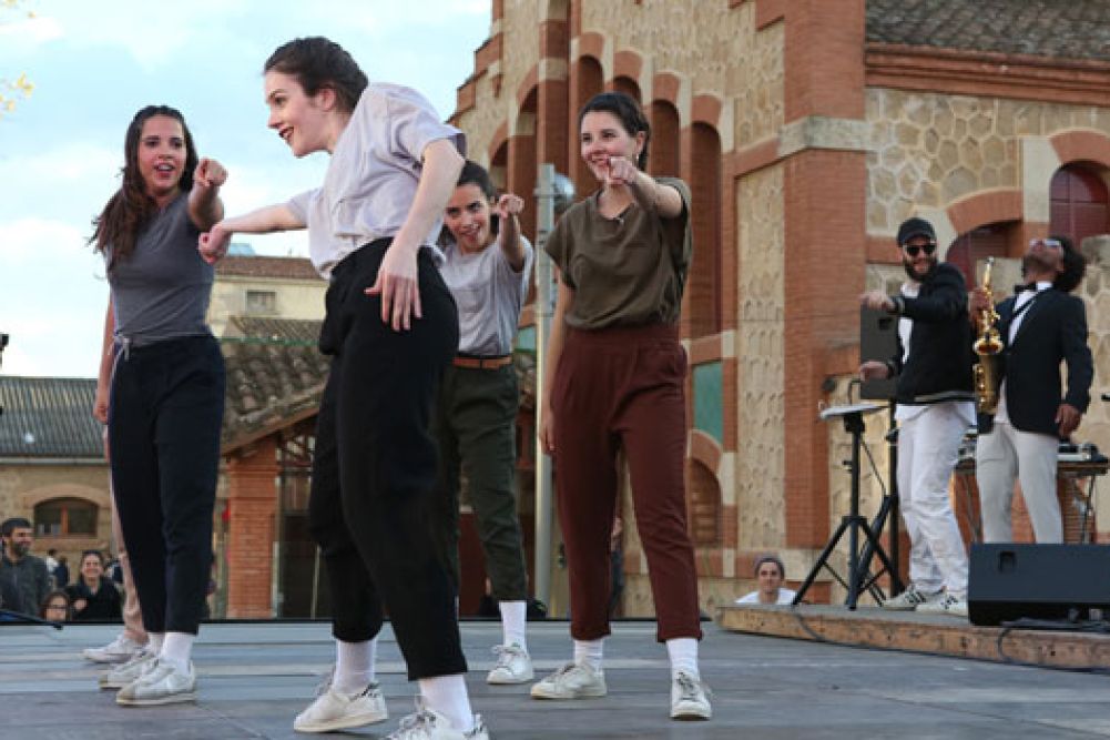 La Mostra d’Igualada crida als joves d’entre 12 i 18 anys a idear la #mostraJOVE La Mostra d’Igualada crida als joves d’entre 12 i 18 anys a idear la #mostraJOVE